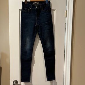 Levi’s Shaping Super Skinny Jeans Size 26